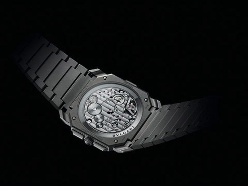 بولغري تتخطى الحواجز وتحقق رقماً قياسياً عالمياً خامساً مع ساعة  "أوكتو فينيسيمو كرونوغراف جي أم تي أوتوماتيك" الجديدة